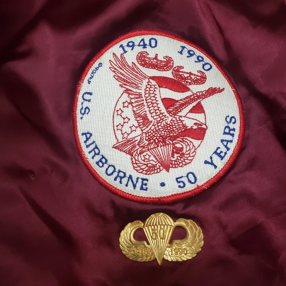 VTG Airborne American Satin Jacket Mens Large Red Snap Up Bomber Quarter Master